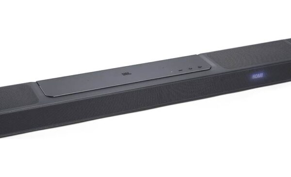 JBL Bar 1000 Powered 7.1.4-channel sound bar system with Bluetooth®, Wi-Fi, Apple AirPlay® 2, DTS:X, and Dolby Atmos® - Image 10